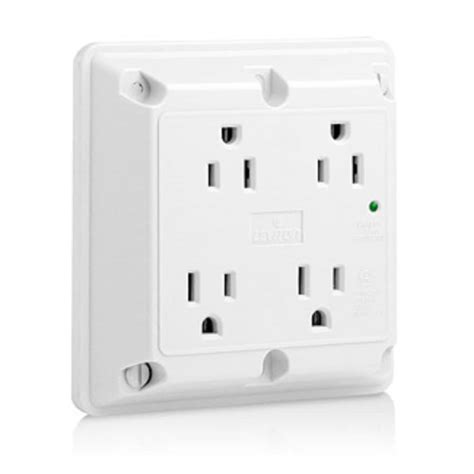 quadruplex receptacle outlet